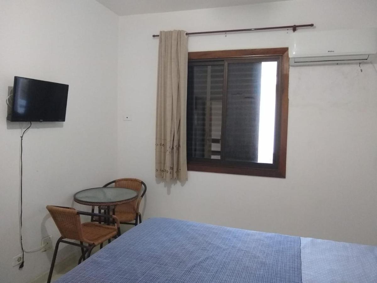 Pousada Parque Suites Estacionamento E Piscina Guarujá Exteriör bild