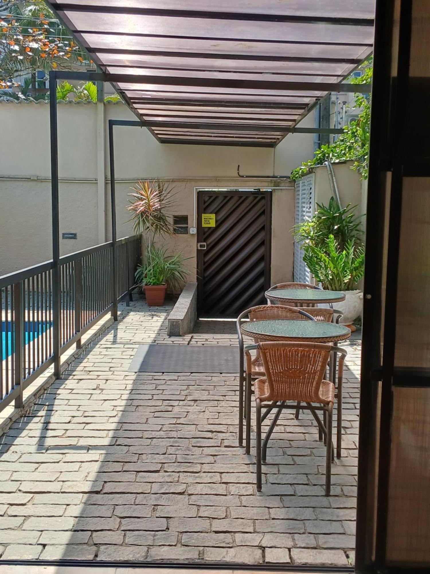 Pousada Parque Suites Estacionamento E Piscina Guarujá Exteriör bild