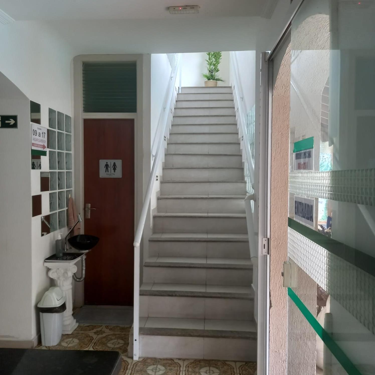 Pousada Parque Suites Estacionamento E Piscina Guarujá Exteriör bild
